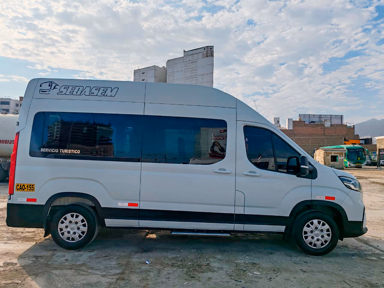 Transport vehicle