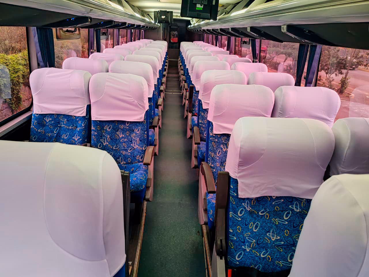 Transport vehicle